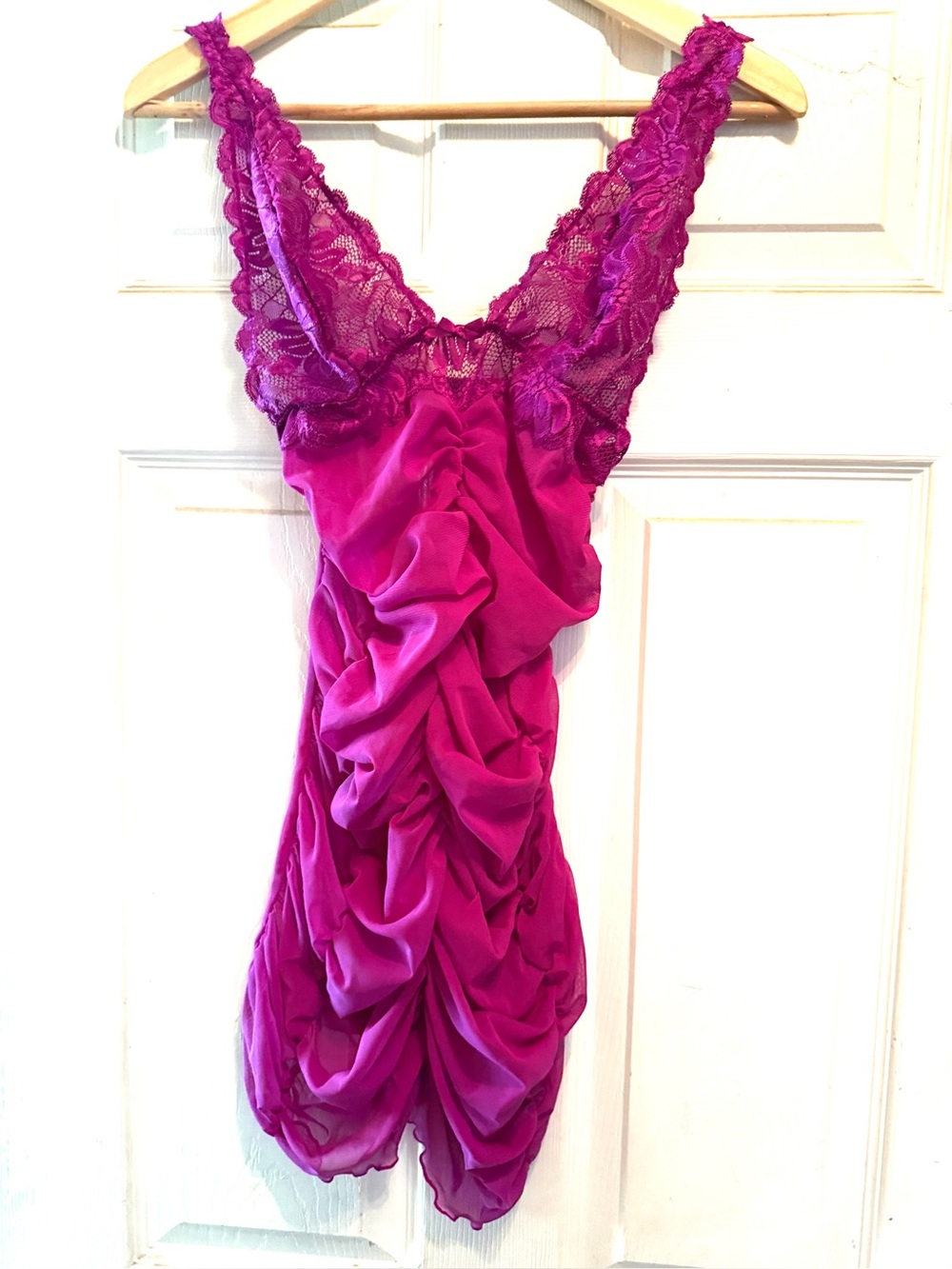 Frederick’s of Hollywood Vintage Y2K Satin & Lace Chemise,intimates with ruching